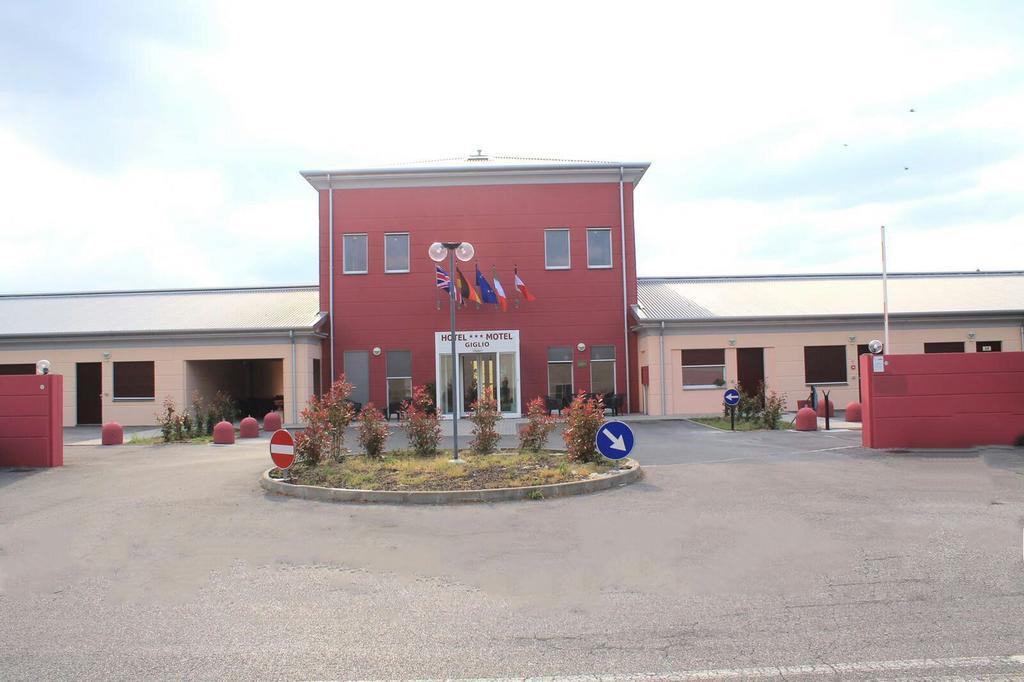 Giglio 3* Viadana